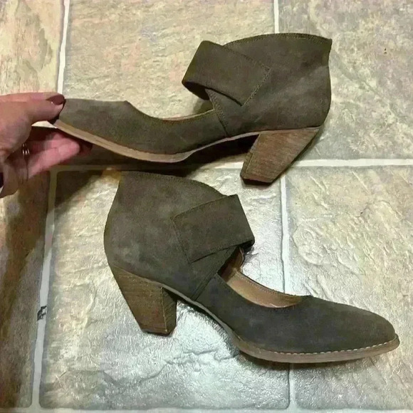 Corps Como size 8.5 heels - Picture 1 of 9